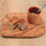 レストラン アニス - メニュー 3800円 のタピオカと胡椒のパンとクリームチーズ