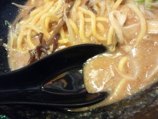 飲むコラーゲン 思わず 濃すぎやろっ と突っ込みたくなる濃厚ラーメンのまとめ 食べログまとめ