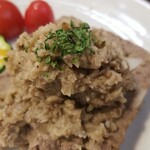 キッチン ブルー グローブ - デュクセルの上にはパセリ？