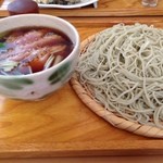 蕎麦切り わたなべ - 鴨せいろ、大盛り！  そばはもちろん上々。柚子の香りと味わいもいい感じ。