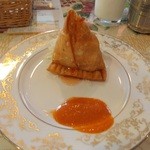 Panjabi - サモサ（スパイシーマッシュポテトの揚げパイ）