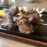 ビーフインパクト - 【ランチ】乱切りステーキ・300g・Aセット（1,980円）