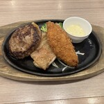 Suteki No Don - 日替わり　ハンバーグ&ハーフチキン&白身魚のフライ
