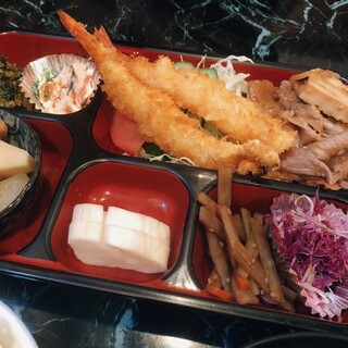 ダイニングバー404_1