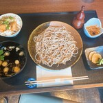 TDK歴史みらい館 - 温つけ蕎麦とミニ焼き鳥丼セット