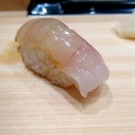 鮨 旬菜料理 にろく寿司 - 佐渡産マハタ