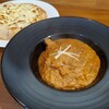 Future Curry Koris - チキンカレー（Veryhot3）とチーズパン