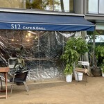 512 CAFE & GRILL - 