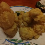 食道 月 - 左:源助大根天ぷら　右:白子天ぷら