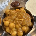 BOMBAY INDIAN RESTAURANT - 