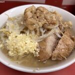 再訪問 2023/12 ラーメン少なめ(豚2枚) 「ニンニク」(850円)