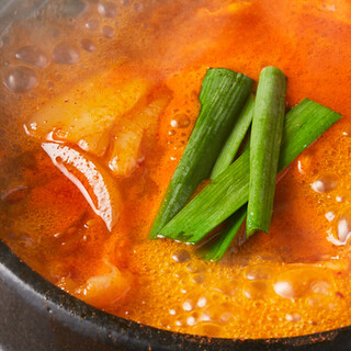 オモニ直伝×シェフの試行錯誤の末の韓国料理