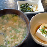 Kaen - 牛めし＆トンカツのお味噌汁と小鉢