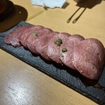 Sambyaku Kyuju Horumon Sumibi Yakiniku - 