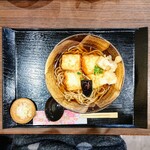 Tojou Soba Sachimatsudo - 揚げ豆腐と餅そば