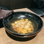 郷土酒肴 あおもり屋 - お通しの汁物