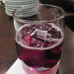 ジュイップ - スプリッツァールージュ（赤ワインのソーダ割）