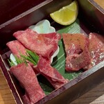 Jukusei Yakiniku Nikugen - 