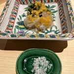 温石 - 伊勢海老造り、味噌、水菜のおひたし
