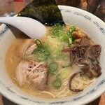 熊本ラーメン ひごもんず - 