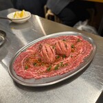 ツラとキモ 炭火焼肉 いわしげ - 