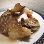 エクアトゥール - オマール海老と牡蠣　白子のソース