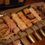 地鶏酒肴庵　ハナタレ - 串焼き　盛り合わせ　８本　1680円