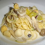 しげ老鮨 - 貝柱とお芋のキノコクリームソース