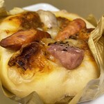 ワルダー - ソーセージとフォカッチャの焼き目が旨い