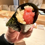 Sushi Shouta - 鮪の手巻き寿司　背中