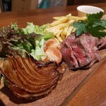 熟成肉&クラフトビール MEZASE-BAL - メザバレステーキプレート　1,408円