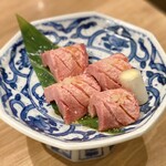 肉の天満屋 - 厚切りタン