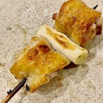 焼鳥 せきね - 名古屋コーチンモモ肉　これも美味くて唸る一本でした