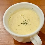 焼鳥 せきね - お通しのヴィシソワーズ　お姉さんお手製です