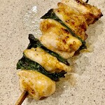 焼鳥 せきね - 伊達鶏振袖　九条葱が香ばしくタレの甘味がぴったり