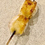 焼鳥 せきね - 最初はかしわじゃなくてムネ肉から　熊野地鶏です　