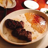 カルネジーオ イースト - 