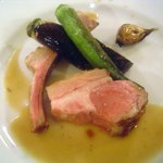 サルキッチン - ｱｲｽﾗﾝﾄﾞ産仔羊背肉の30分焼き..