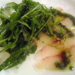 サルキッチン - 松山産シマ鯵のカルパッチョとガーデンクレス