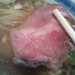 燦燦斗 - 肉の旨味が優しく広がる、大きめなカットが嬉しい赤みを残したローストポーク