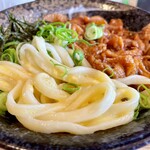 かつみ屋 - うどんはもっちりで美味い