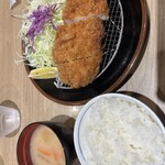 Tonkatsu Aoki No Curry Ya Ippe Koppe - 