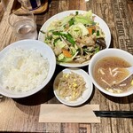 中国料理 かおたん - 肉野菜炒めランチ1,000円