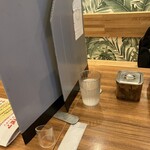 エチオピアカリーキッチン - テーブル席