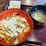 紅とん - わさびマヨ豚丼（豚バラ）