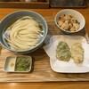 手打ちうどん 上を向いて