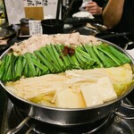 博多もつ鍋 徳永屋 大分店 - 