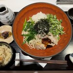 京都鴨そば専門店　浹 - 冷やし鴨南蛮（おそば大盛り）、かやく御飯（一口）