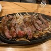 GOLD STEAK - 料理写真:ドーン！！とビフテキ150ｇ税込1,150円