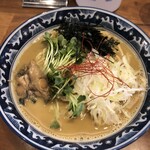 Menya Saichi - 拉麺牡蠣のアップ